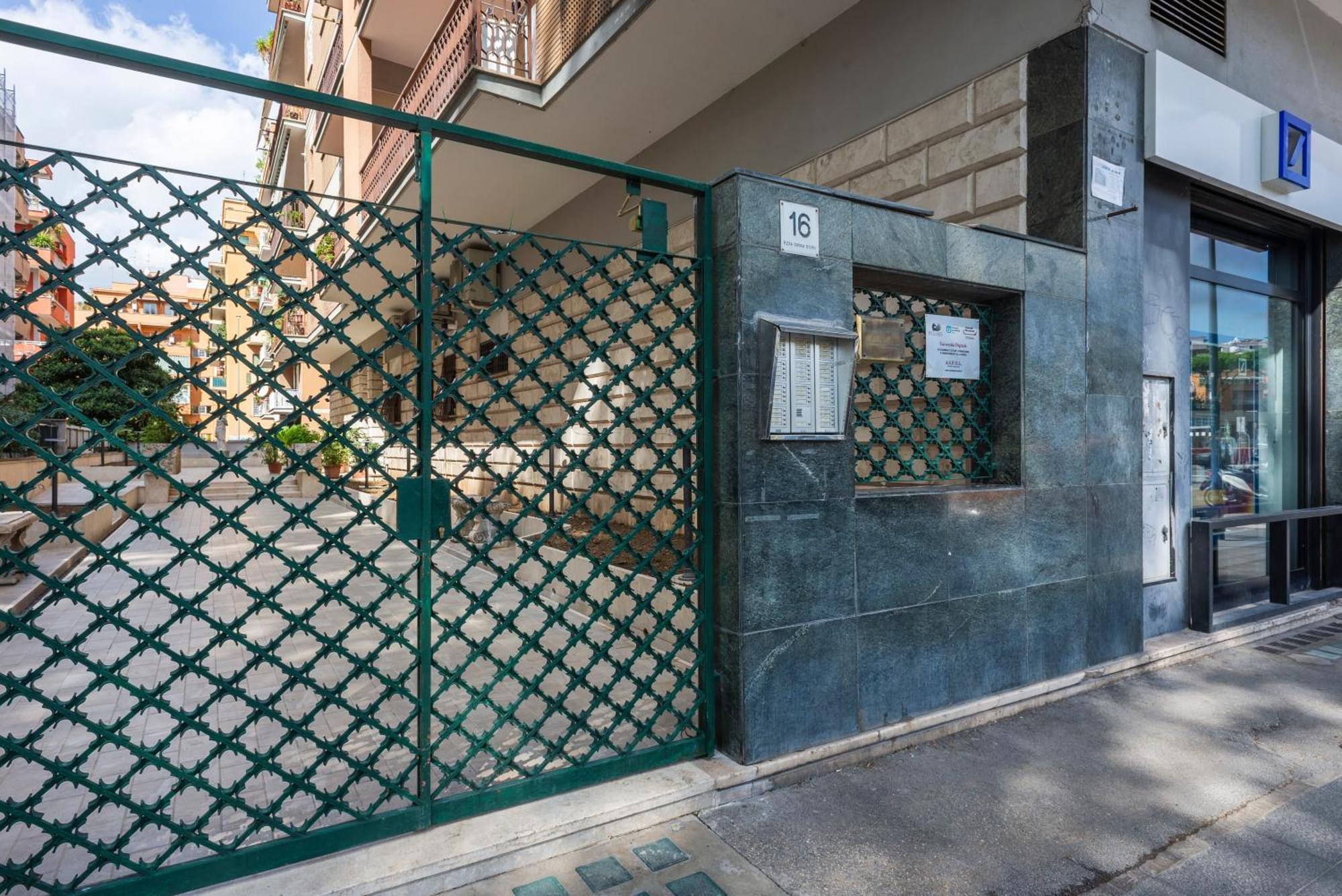La Casa Di Emy Apartment Roma Ngoại thất bức ảnh